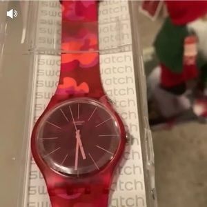NEW IN BOX pink CAMOUFLASH Swatch watch